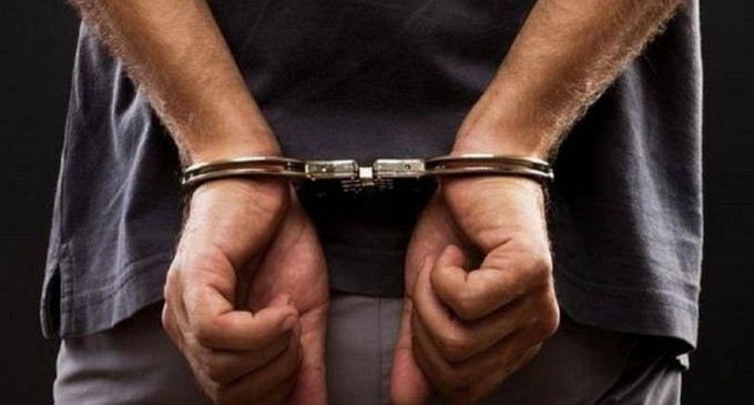 Προφυλακιστέος ο αστυνομικός που βρέθηκε δεμένος στη Νίκαια -Ελεύθεροι οι Πακιστανοί