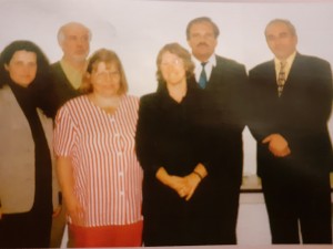 Ο Γ.Δ/ντής της didacta κ.Γ.Δρούζας με τον Principal του HTL Salzburg  κ.Helmut.Walters και τους εκπροσώπους Άγγλίας και Σουηδίας(αρχείο 1997). 
