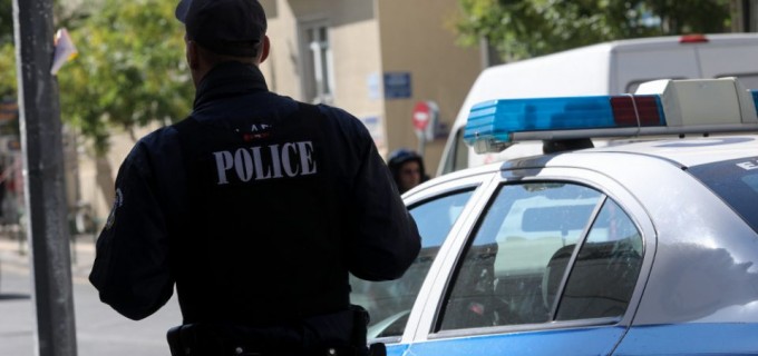 Σύλληψη τεσσάρων αλλοδαπών στη Νίκαια για διακίνηση λαθραίων τσιγάρων
