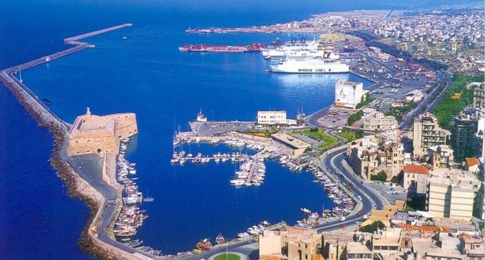 Το λιμάνι του Ηρακλείου στους φιναλίστ των World Travel Awards 2021