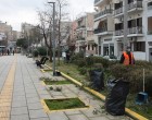 Ανάπλαση πρασίνου και εξωραϊσμός στην πλατεία Θεμιστοκλή από τον Δήμο Πειραιά