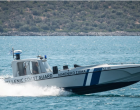 Σκάφος με 47 μετανάστες ημιβυθισμένο στο Οίτυλο – Ένας νεκρός