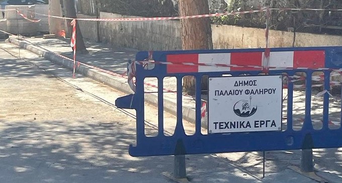 Δήμος Παλαιού Φαλήρου: «Τρέχουν» τα έργα υλοποίησης των πεζοδρομίων της πόλης