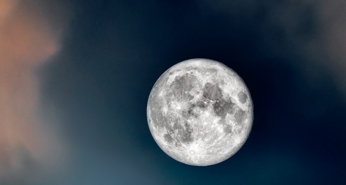 «Φεγγάρι του θερισμού»: Πότε θα δούμε την τελευταία υπερπανσέληνο του 2023