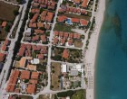 Παραλίες: Στη Χαλκιδική οι πρώτοι έλεγχοι με drones – Οι νέοι κανόνες, οι υποχρεώσεις και οι ποινές