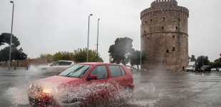 Κακοκαιρία: 112 στη Θεσσαλονίκη – Προειδοποίηση για επικίνδυνα φαινόμενα