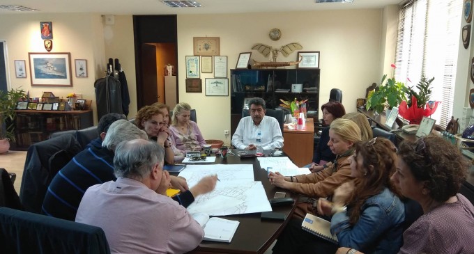 Ευρεία σύσκεψη στο Γραφείο του Αντιπεριφερειάρχη για το έργο του δικτύου ακαθάρτων Σαλαμίνας