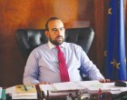 Στράτος Χαρχαλάκης: Το κράτος είναι αθηνοκεντρικό και τα νησιά στενάζουν