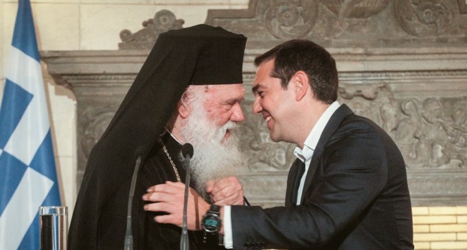 ΣΥΡΙΖΑ με το σχίσμα: Αντί για συμφωνία, «ιερός πόλεμος» κυβέρνησης-Εκκλησίας
