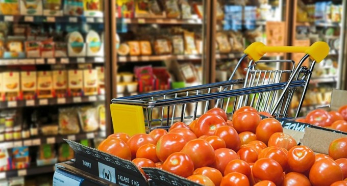 Πιο φθηνό από σήµερα το σούπερ µάρκετ – Ποια προϊόντα αλλάζουν κατηγορία
