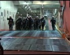 Επεισόδια ΜΑΤ και οπαδών μέσα στο πλοίο (βίντεο)