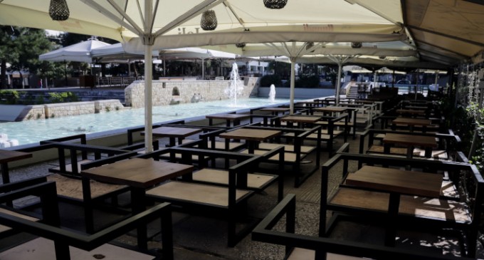 Κορωνοϊός: Πώς θα επιβιώσουν εστιατόρια, καφέ, μπαρ -Οι 7 προτάσεις σωτηρίας
