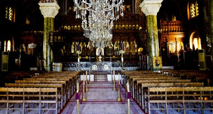 Σάλος με τον Αρχιεπίσκοπο Κρήτης: Μην φοράτε μάσκα στην εκκλησία – Φυλακίζει την πίστη