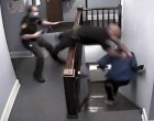 Η στιγμή που κατηγορούμενος το σκάει μέσα από το δικαστήριο (βίντεο)