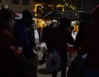 «Γεύματα Αγάπης» μοίρασε στους αστέγους ο Ελληνικός Ερυθρός Σταυρός την παραμονή της Πρωτοχρονιάς