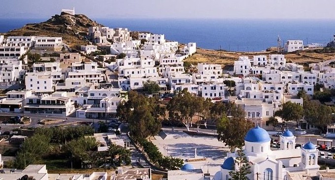 Αυτό είναι το ελληνικό νησί που είναι ιδανικό για οικογένειες