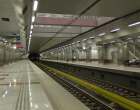 Μοναστηράκι: Σκηνές άνευ προηγουμένου σε βαγόνι του μετρό – Ψέκασε γυναίκα με σπρέι πιπεριού