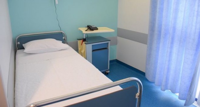 Νίκαια: 38χρονη σφάδαζε επί 1,5 ώρα μόνη της στο νοσοκομείο και έχασε το μωρό της – Συγκλονίζει ο πατέρας