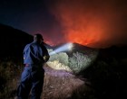 Τρεις εθελοντές τραυματίστηκαν ελαφρά στην κατάσβεση φωτιάς στον Δήμο Σαρωνικού
