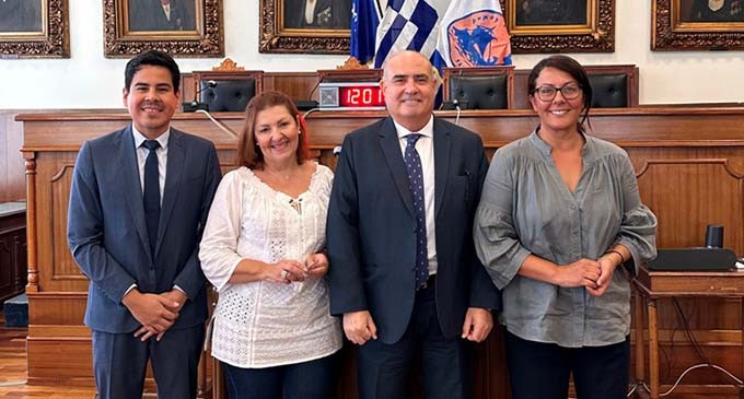 Ανδριάνα Ζαρακέλη: Συνάντηση της Αντιδημάρχου Εξωστρέφειας, Τουρισμού και Ευρωπαϊκών Προγραμμάτων με τον Πρέσβη του Περού στην Ελλάδα