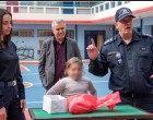 Όταν οι «φύλακες άγγελοι» μαγεύουν τα παιδιά μας: Μια ξεχωριστή δράση πραγματοποιήθηκε στο 14ο Δημοτικό Σχολείο Νίκαιας μετά από συνεργασία Δήμου και Αστυνομικού Τμήματος Νίκαιας