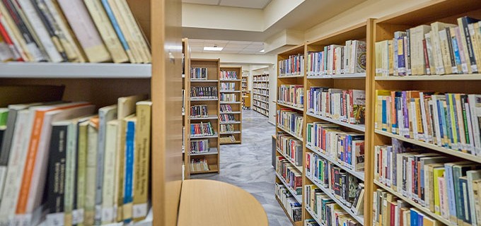 Επαναλειτουργεί  η Κεντρική Δημοτική Βιβλιοθήκη Πειραιά: Άνοιξε τις πύλες της αναβαθμισμένη ενεργειακά, έτοιμη να ανταποκριθεί στις προκλήσεις  της νέας ψηφιακής εποχής